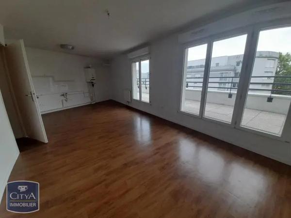 Appartement à louer 4 pièces 75.25m² Athis-Mons (91200)