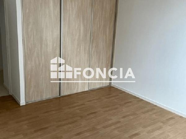 Location Appartement 4 pièces 146.1 m² - 23 AVENUE DE MAYENNE Montauban 82000