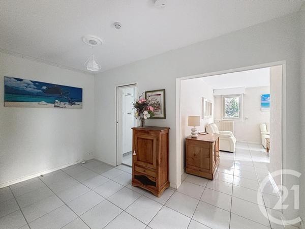 Appartement F5 à vendre  5 pièces - 100,38 m 2   GRADIGNAN  - 33