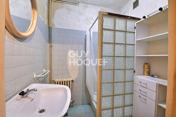 (Visite virtuelle) - À VENDRE, Appartement T3 de 70 m², avec balcon, cave & garage, Coeur de Montchat, LYON (69003)