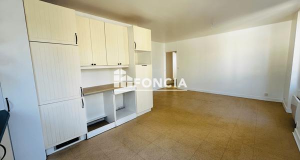 Location Appartement 2 pièces 50.21 m² - Enghien-les-bains 95880