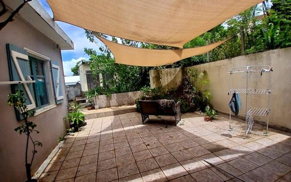 Maison à vendre    5 pièces •  Saint-Louis