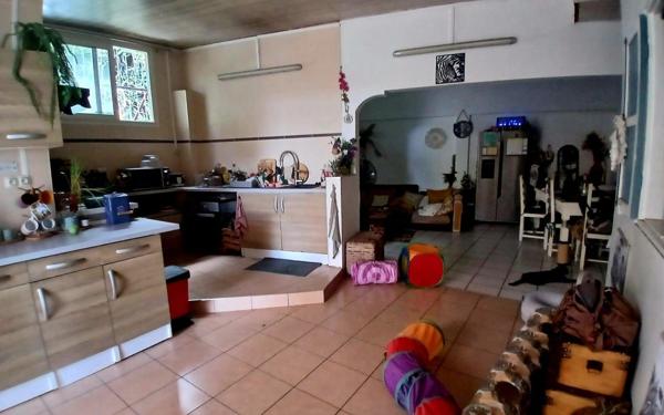 Maison à vendre    5 pièces •  Saint-Louis