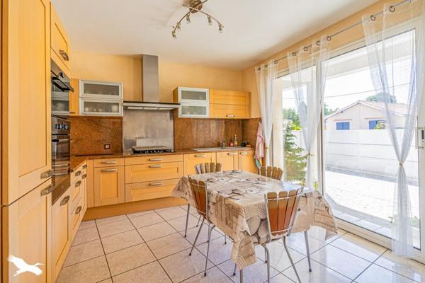 Maison à vendre |  Villenave-d'Ornon |  5 pièces | 107 m²