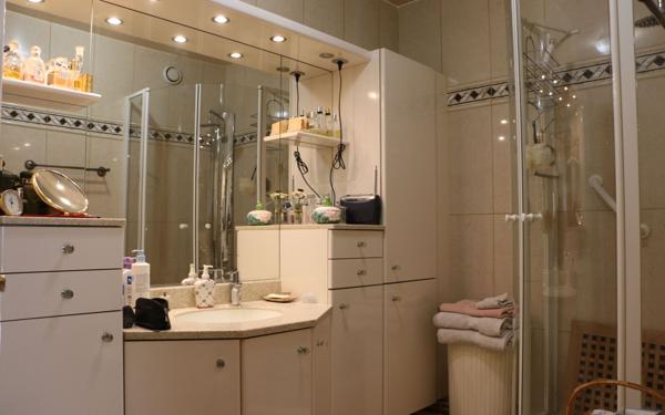 Appartement à vendre    2 pièces •  Pantin