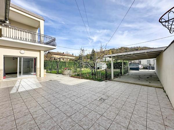 Maison lumineuse et pleine de potentiel à Bourgoin-Jallieu