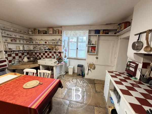 Saint-Palais, Château  300 m² à vendre