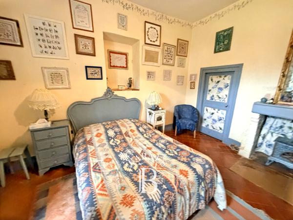Saint-Palais, Château  300 m² à vendre