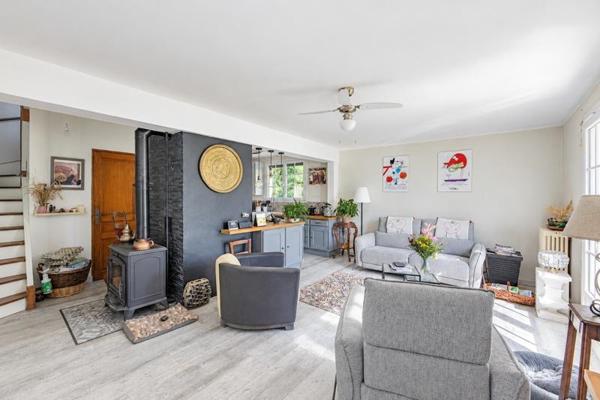 Maison à vendre 239 898 € Esvres 5 p 99 m² DPE D