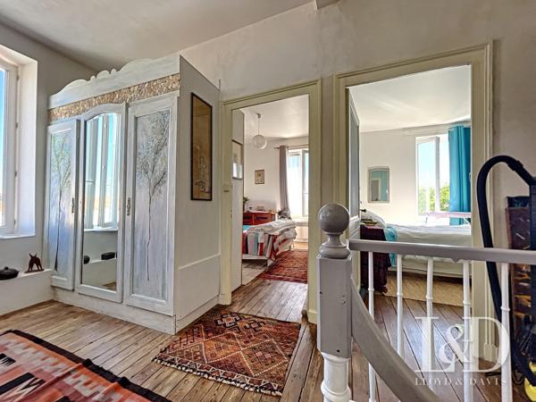 SAUJON CENTRE : maison 108 m² + dépendance, 3 chambres et jardin