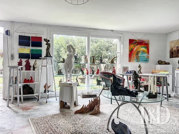 SAUJON CENTRE : maison 108 m² + dépendance, 3 chambres et jardin