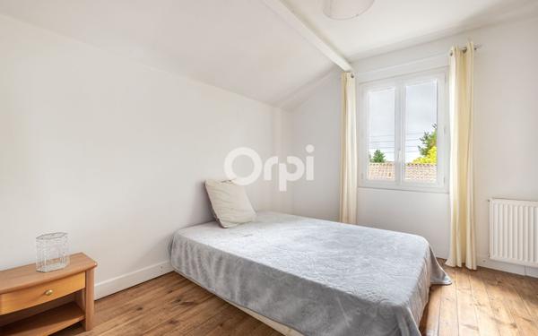 Maison à vendre    9 pièces • 215 m2 Saint-Léonard-de-Noblat