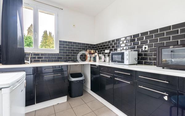 Maison à vendre    9 pièces • 215 m2 Saint-Léonard-de-Noblat