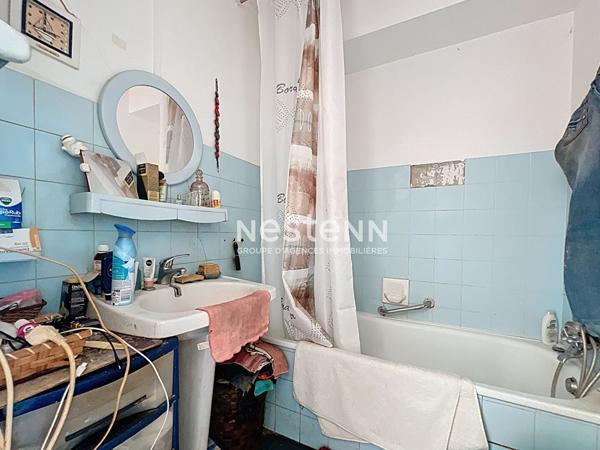 GOLFE JUAN - Studio - 32m² - Aperçu mer - Terrasse - Sud - Centre ville