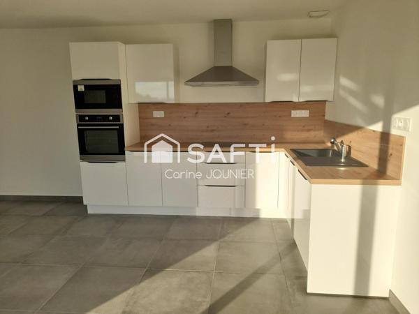 Rare! Plain-pied total, 3 chambres et neuf!