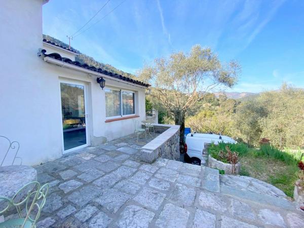 Villa Saint Blaise 6 pièce(s) 140 m2