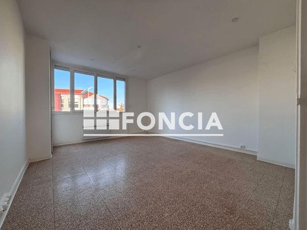 Location Appartement 4 pièces 64.5 m² - Perpignan 66000