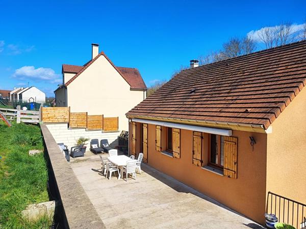 Maison récente, 4 chambres, DPE D, Gare a pied