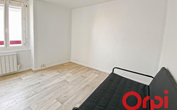 Appartement à louer    4 pièces • 58,54 m2 Hasparren