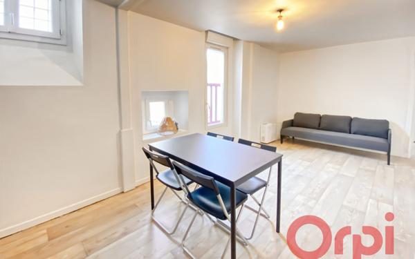 Appartement à louer    4 pièces • 58,54 m2 Hasparren