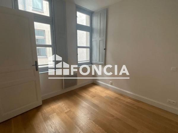 Location Appartement 3 pièces 66.39 m² - 05 PLACE DU PILORI Nantes 44000