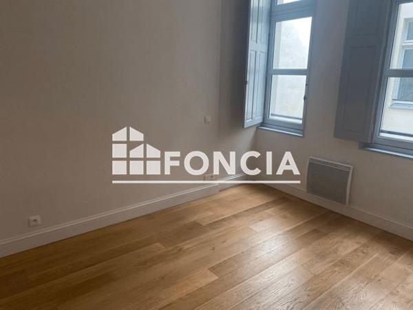 Location Appartement 3 pièces 66.39 m² - 05 PLACE DU PILORI Nantes 44000