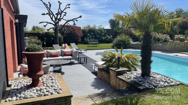 Villa 8 pièce(s) 4 chambre(s) 184 m²