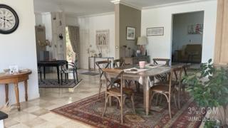 Villa 8 pièce(s) 4 chambre(s) 184 m²