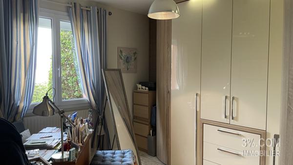 Villa 8 pièce(s) 4 chambre(s) 184 m²