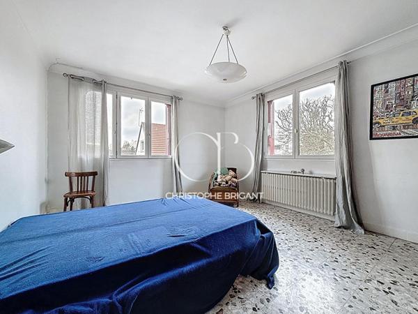 VILLEJUIF LOUIS ARAGON. MAISON 6 pièces  199 m2