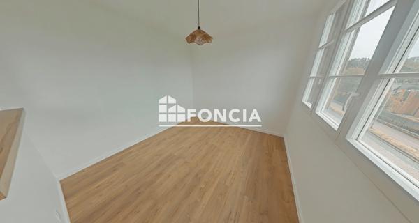 Location Appartement 2 pièces 31.39 m² - Saint-ouen-sur-seine 93400