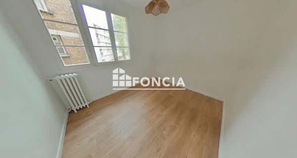 Location Appartement 2 pièces 31.39 m² - Saint-ouen-sur-seine 93400