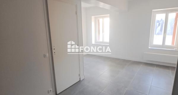 Location Studio 22.66 m² - Flins-sur-seine 78410