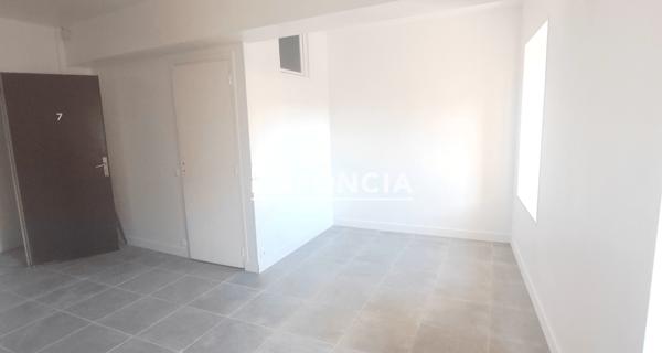 Location Studio 22.66 m² - Flins-sur-seine 78410