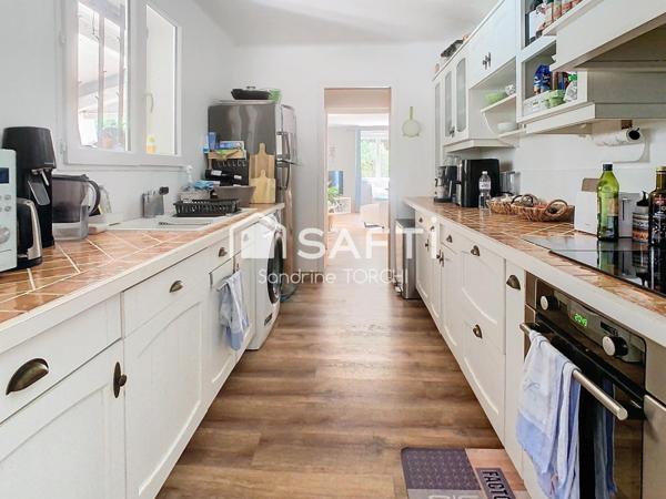 Villa 120m² sur 1400m² de terrain plat avec piscine à Lorgues(83510)