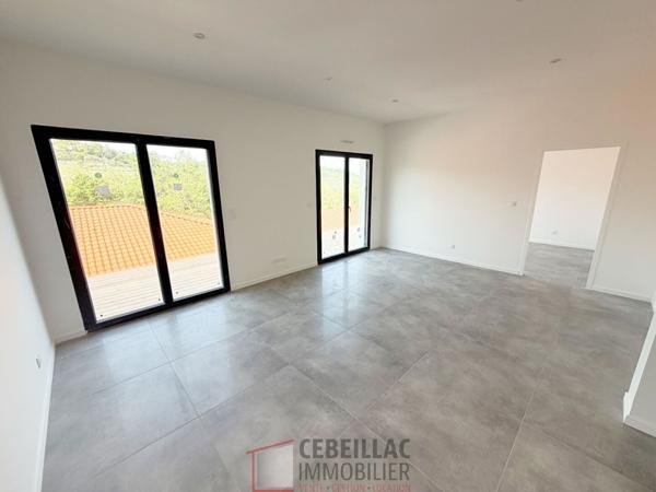 Maison 7 pièce(s) 4 chambre(s) 261.53 m²