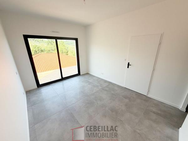 Maison 7 pièce(s) 4 chambre(s) 261.53 m²