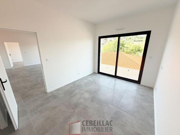 Maison 7 pièce(s) 4 chambre(s) 261.53 m²