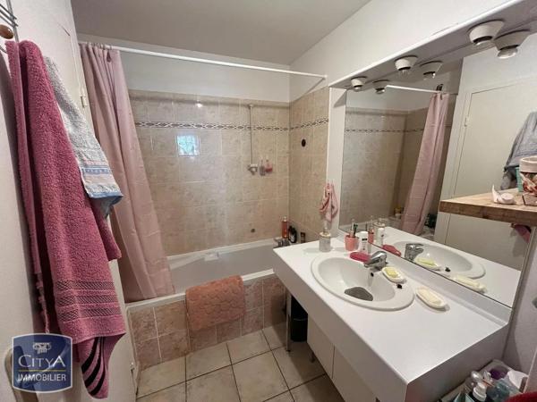 Appartement à louer 2 pièces 59.6m² Beaune (21200)