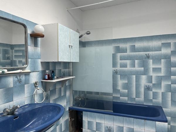 Maison à vendre 117 568 € Saint-Bonnet-sur-Gironde 3 p 100 m² DPE F