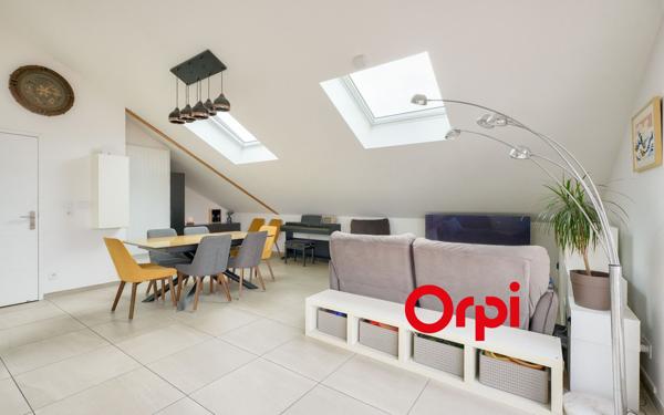 Appartement à vendre    4 pièces • 117 m2 Craponne