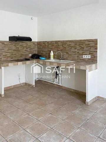 Immeuble de rapport, plein centre ville de Voves