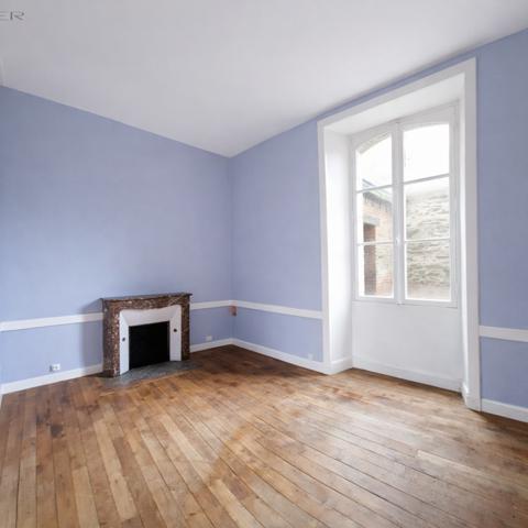 Rennes (35000) Bureaux 6 pièces 114m²