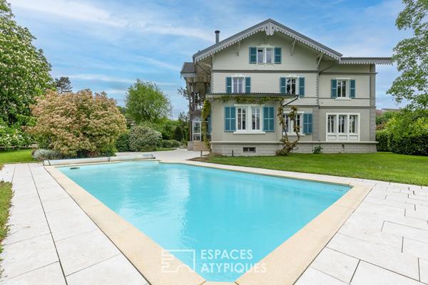 Maison familiale bourgeoise et sa piscine