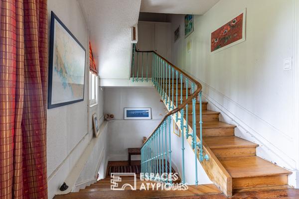 Maison familiale bourgeoise et sa piscine