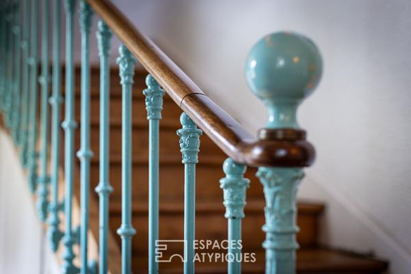 Maison familiale bourgeoise et sa piscine