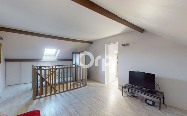 Maison à vendre    7 pièces • 205 m2 Écuelles