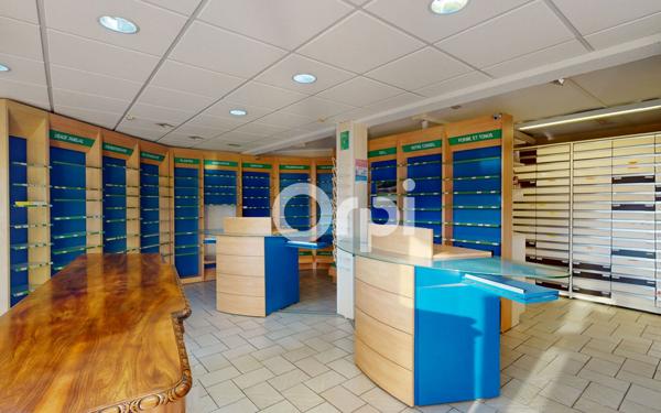 Maison à vendre    7 pièces • 205 m2 Écuelles