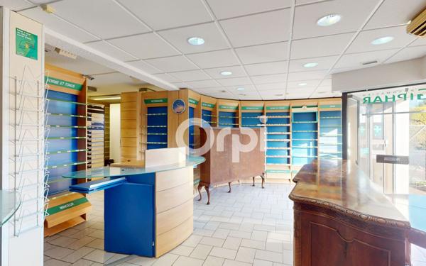 Maison à vendre    7 pièces • 205 m2 Écuelles