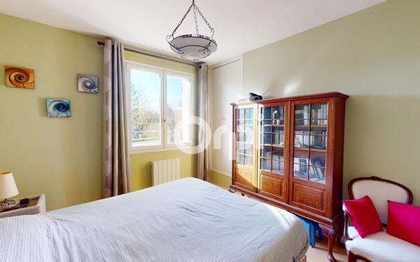 Maison à vendre    7 pièces • 205 m2 Écuelles